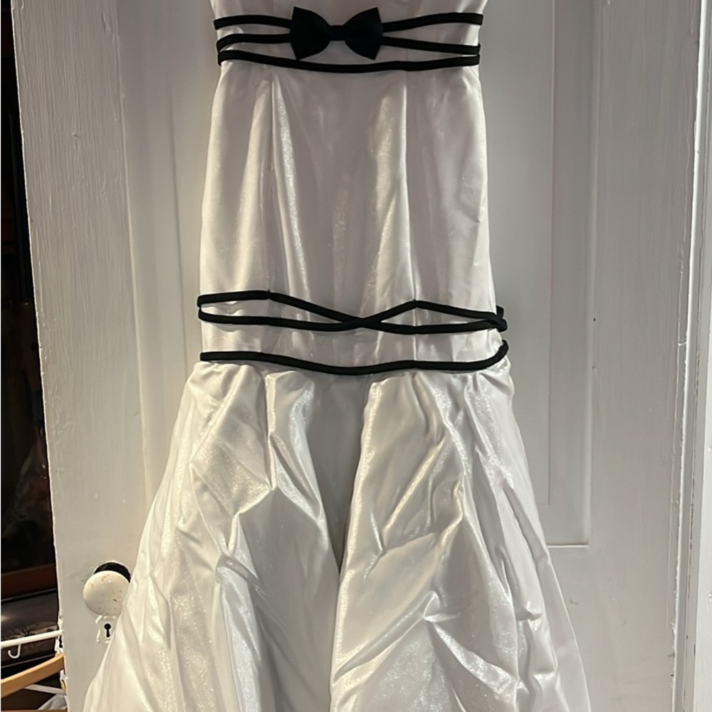 Xcite Prom White and Black Strapless Dress